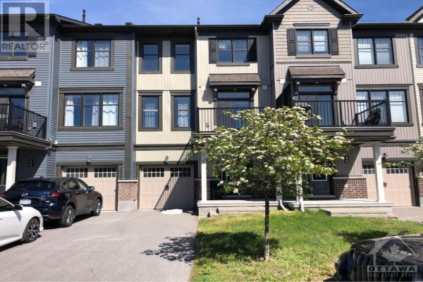 66 FALLENGALE CRESCENT, Kanata