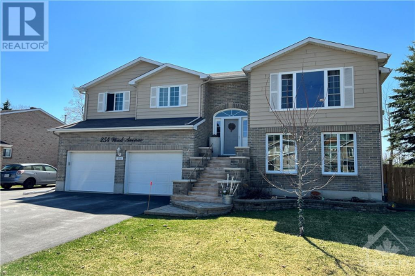 254 WOOD AVENUE, Smiths Falls