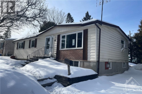 48 CLOVERLOFT COURT, Ottawa