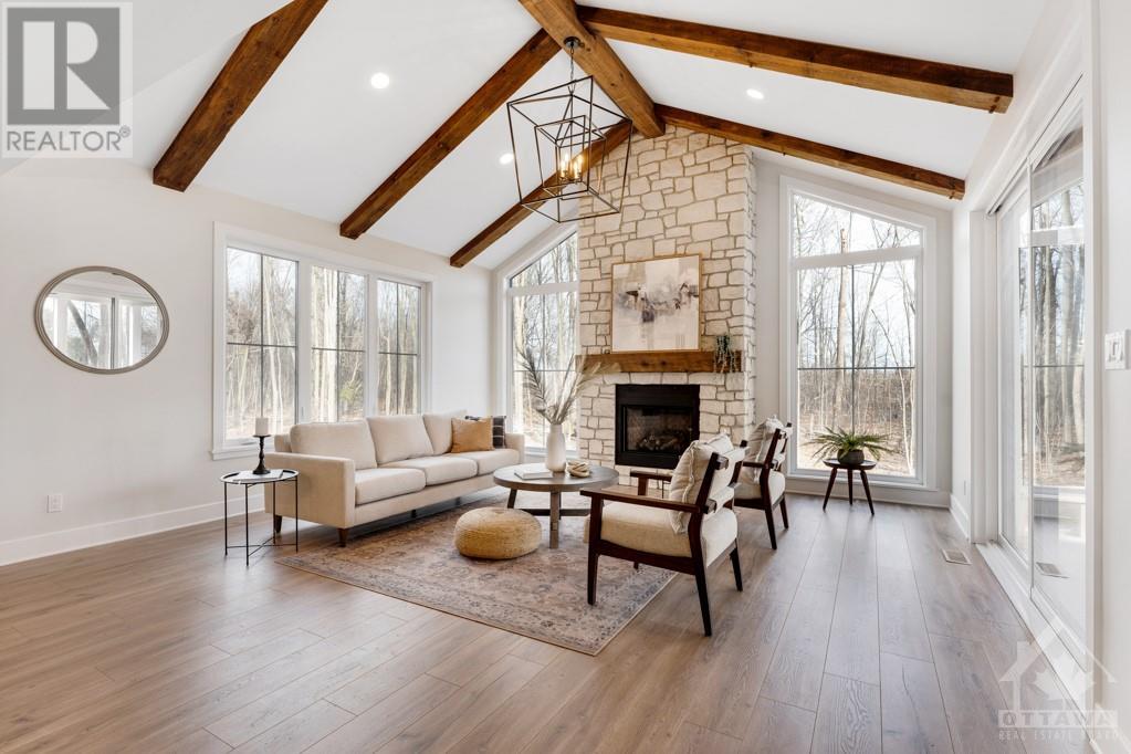 Listing 1333839 - Large Photo # 10