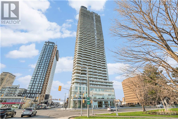 805 CARLING AVENUE UNIT#2707, Ottawa