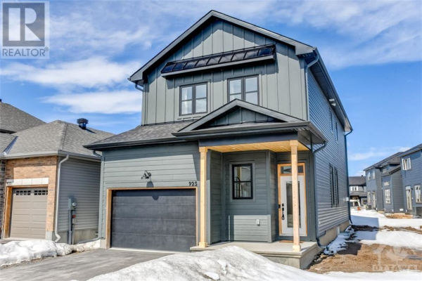 925 SOCCA CRESCENT, Orleans