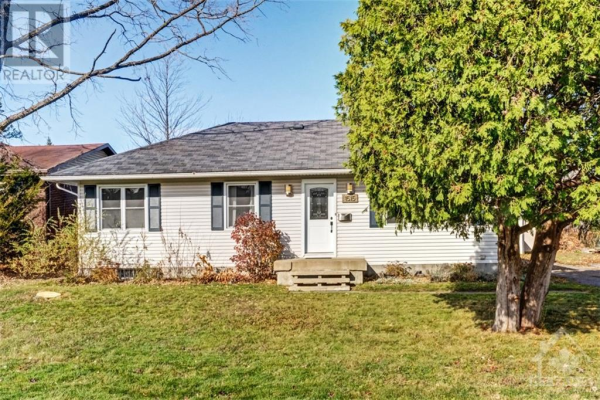 1515 KINGSDALE AVENUE, Ottawa