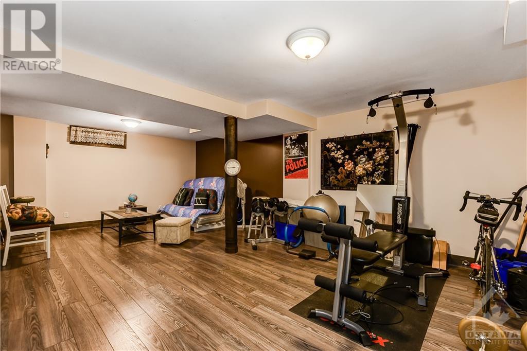 Listing 1334247 - Large Photo # 25