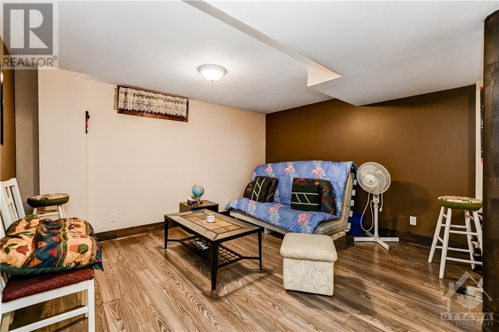 Listing 1334247 - Large Photo # 26