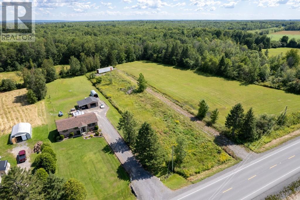 Listing 1334444 - Large Photo # 2