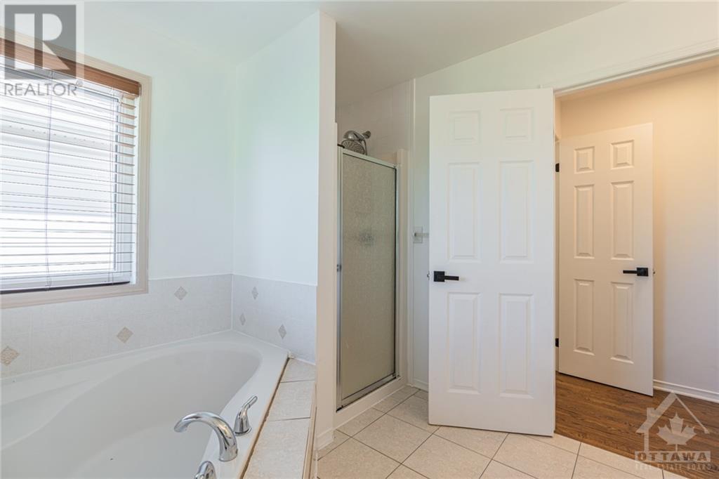 Listing 1334479 - Large Photo # 17