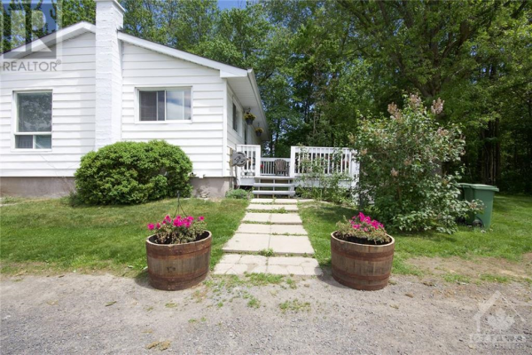 6408 RENAUD ROAD, Ottawa
