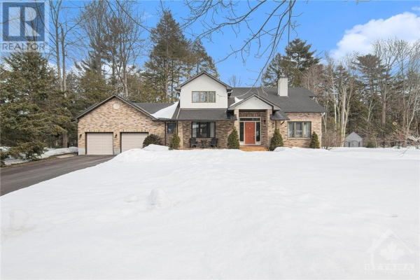 3595 DELSON DRIVE, Navan