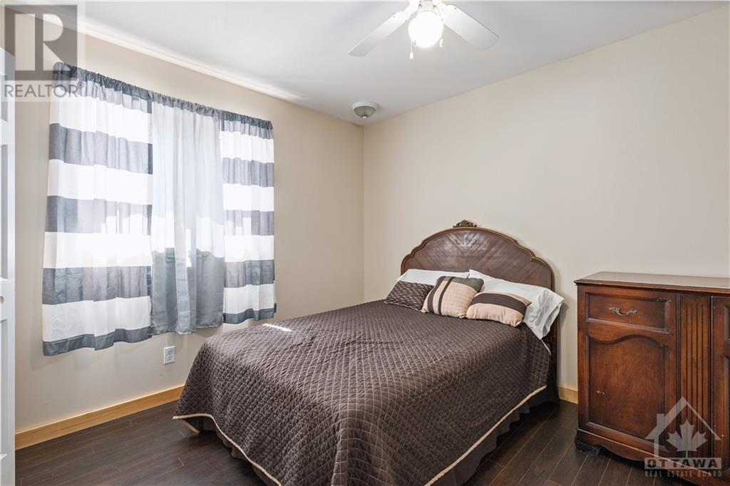 Listing 1334751 - Large Photo # 17