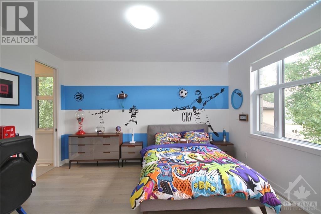 Listing 1334779 - Large Photo # 18