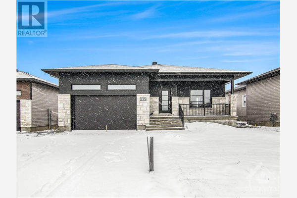 239 FILION STREET, Embrun