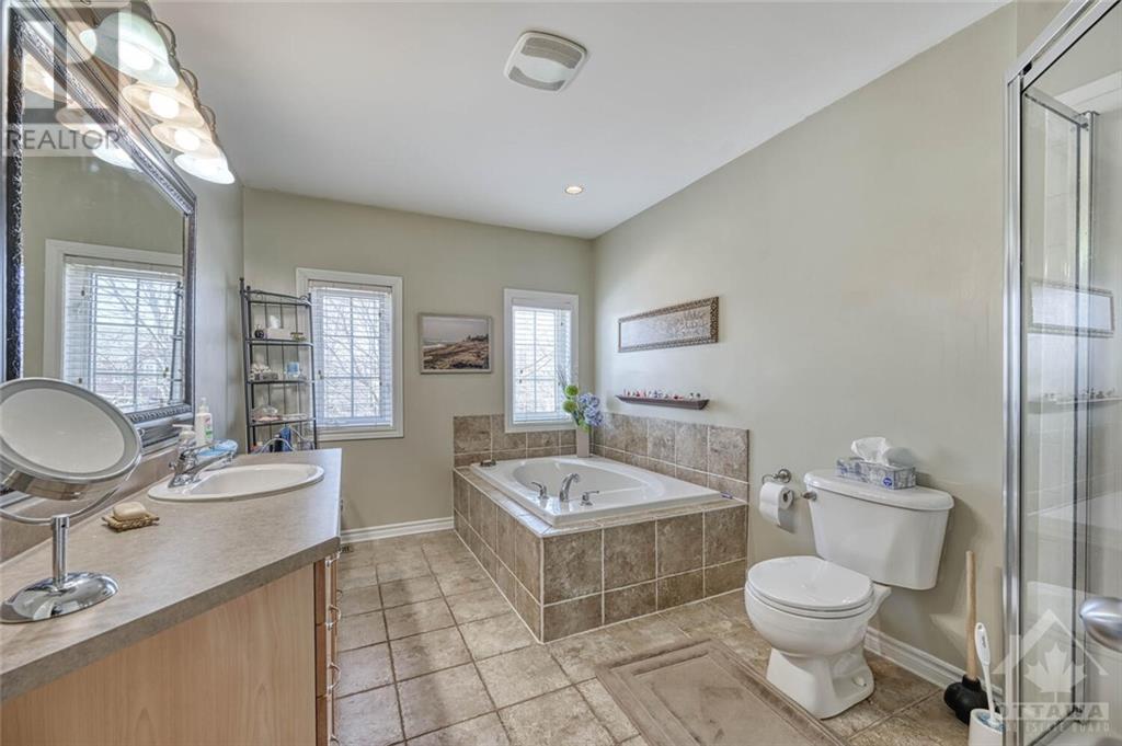 Listing 1335598 - Large Photo # 17
