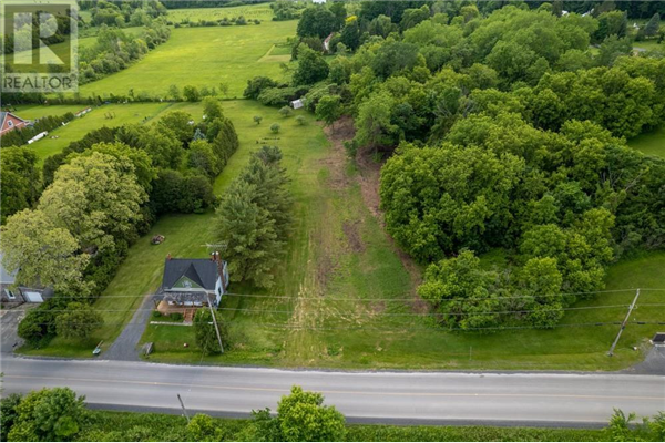 4530 THIRD LINE ROAD, North Lancaster