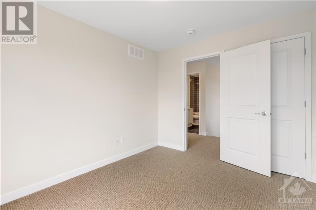 Listing 1335866 - Large Photo # 17
