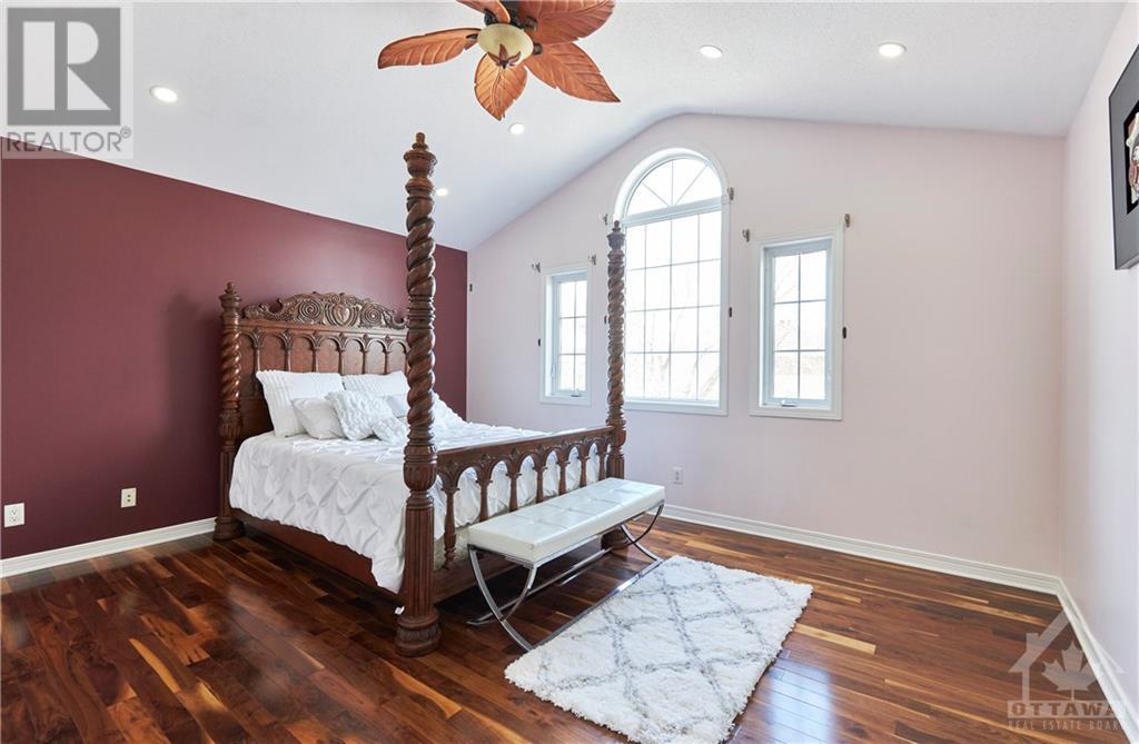 Listing 1335936 - Large Photo # 25