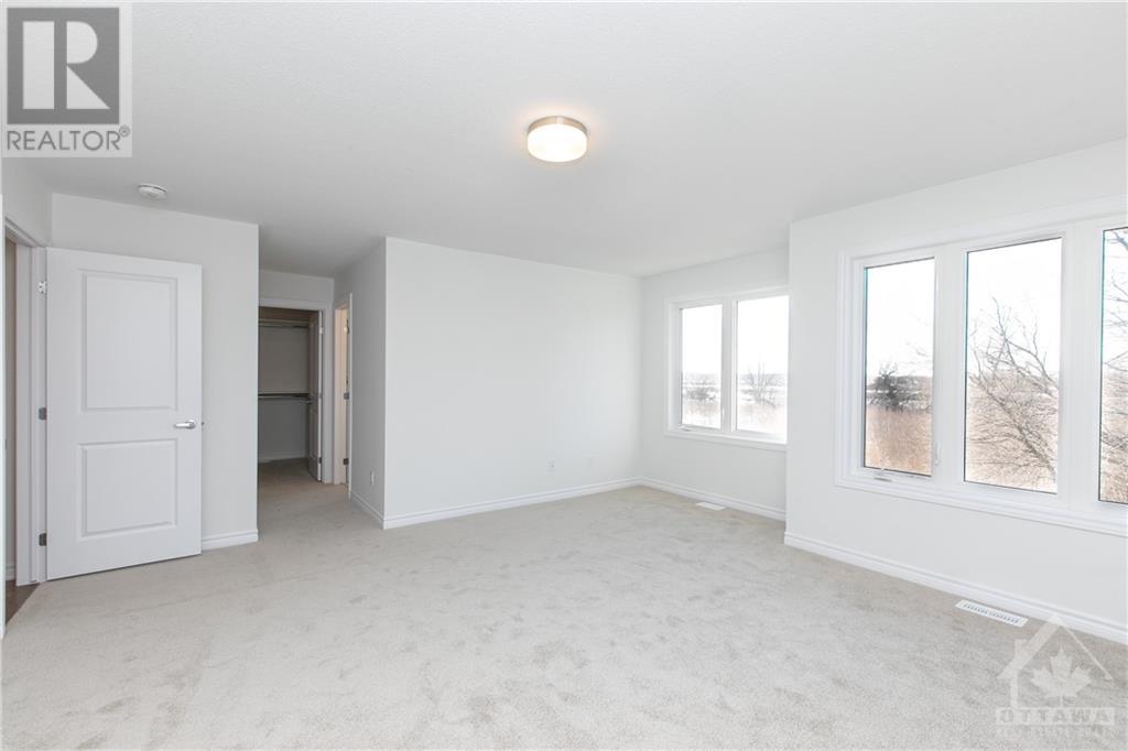 Listing 1336149 - Large Photo # 16
