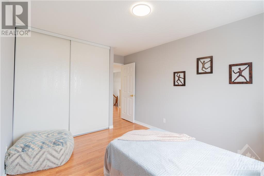 Listing 1336257 - Large Photo # 16