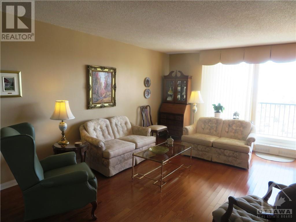 Listing 1336313 - Large Photo # 4