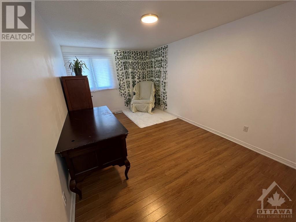 Listing 1336357 - Large Photo # 13