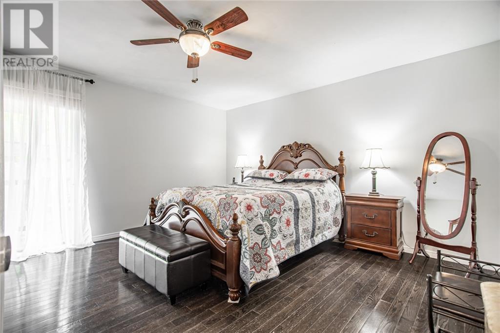 Listing 1336418 - Large Photo # 14