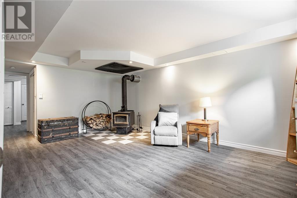 Listing 1336418 - Large Photo # 19