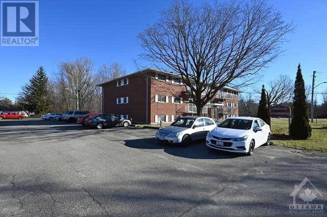 Listing 1336518 - Large Photo # 2