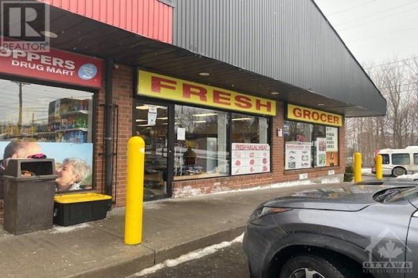 876 MONTREAL ROAD, Ottawa