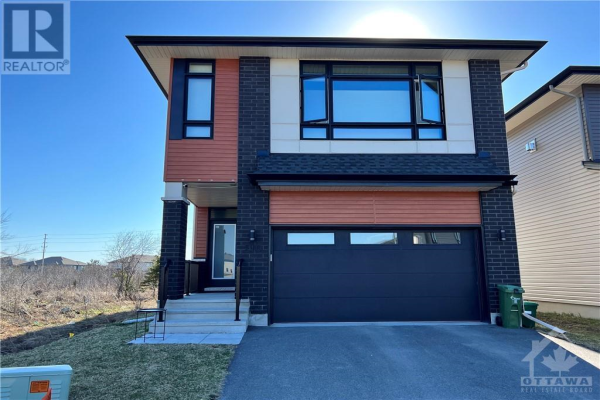 210 TAURUS PLACE, Ottawa