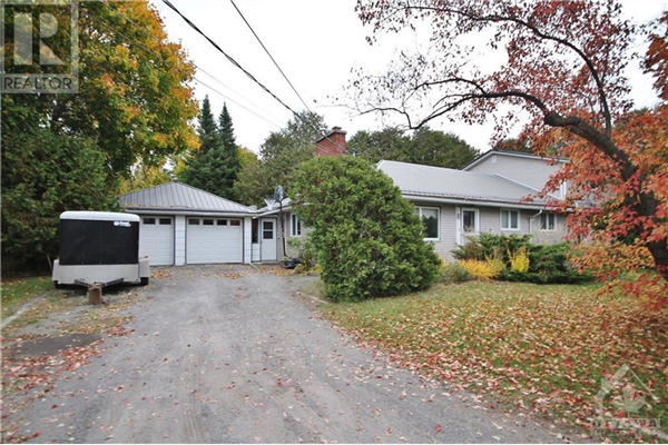 6957 BANK STREET, Ottawa