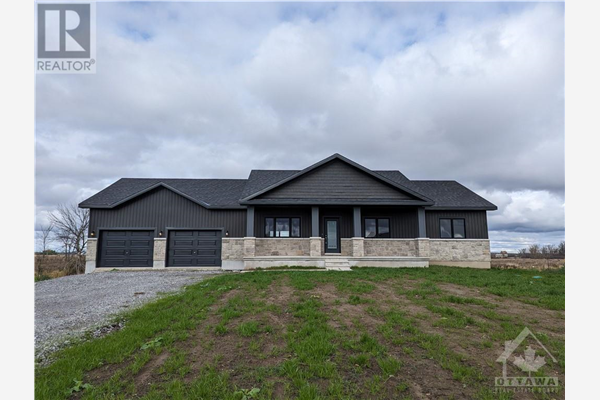 17 ISOBEL MCEWAN STREET, Arnprior