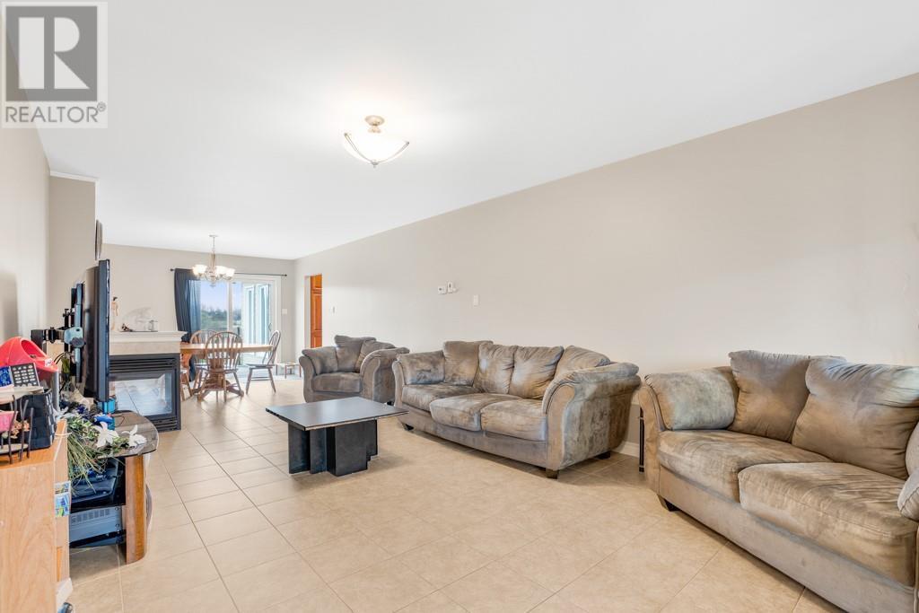 Listing 1337946 - Large Photo # 6