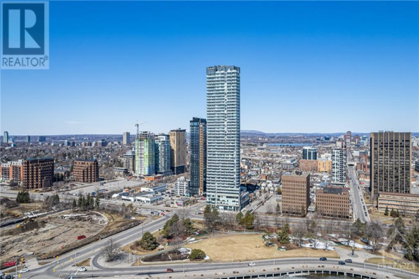 805 CARLING AVENUE UNIT#2602, Ottawa