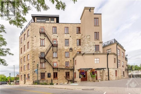 7 MILL STREET UNIT#401, Almonte