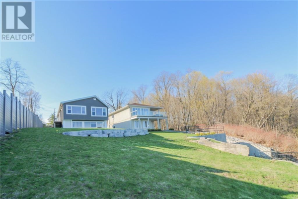 908/910 SHARPES LANE, Elizabethtown