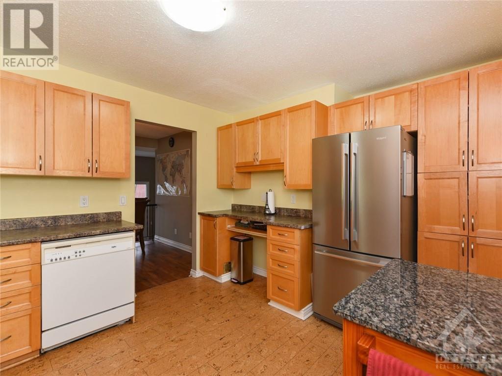 Listing 1339492 - Large Photo # 11
