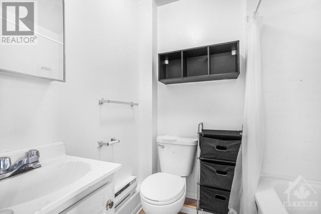 Listing 1339529 - Large Photo # 24