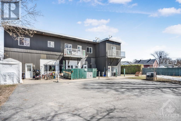 645 REGENT STREET, Hawkesbury