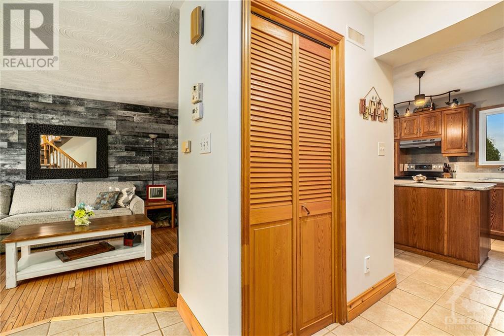 Listing 1339650 - Large Photo # 12