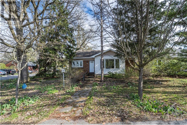 118 CLEARVIEW AVENUE, Ottawa