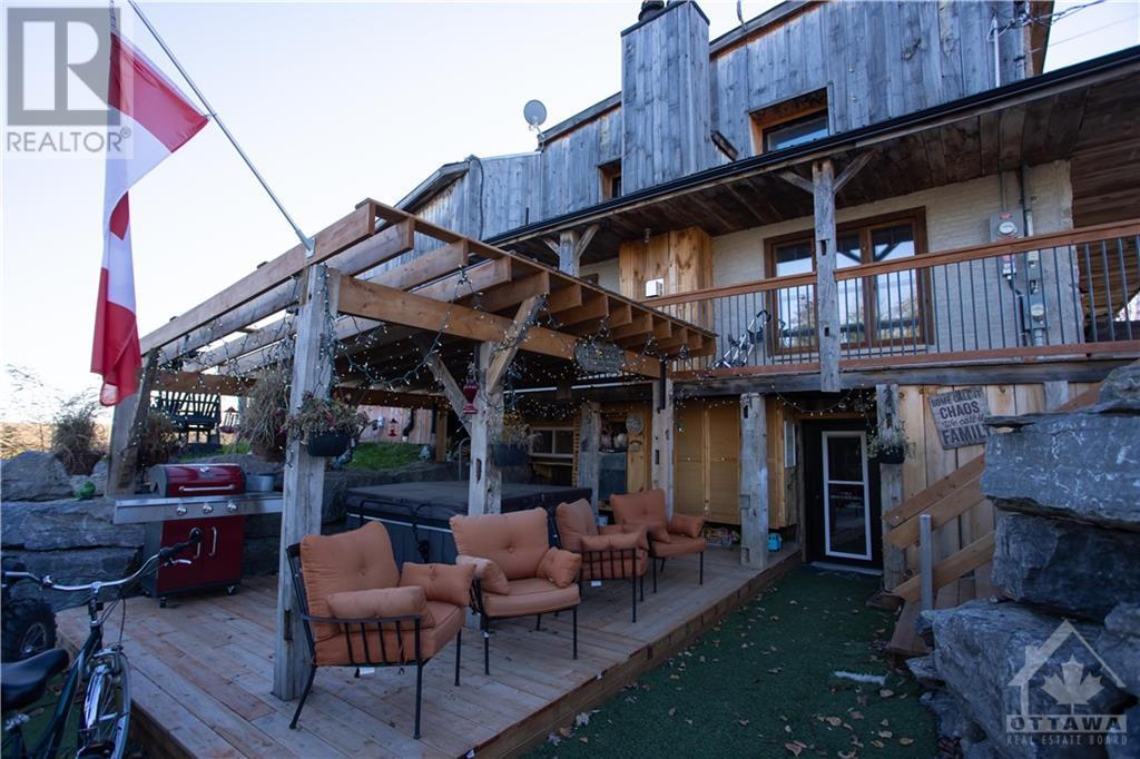 Listing 1339989 - Large Photo # 4