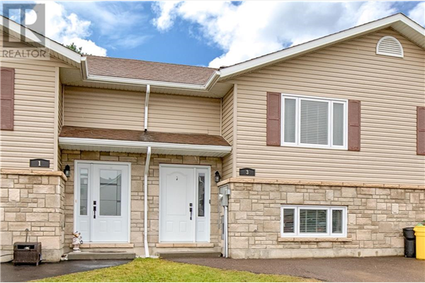 3 WILLIAM THOMAS DRIVE, Petawawa