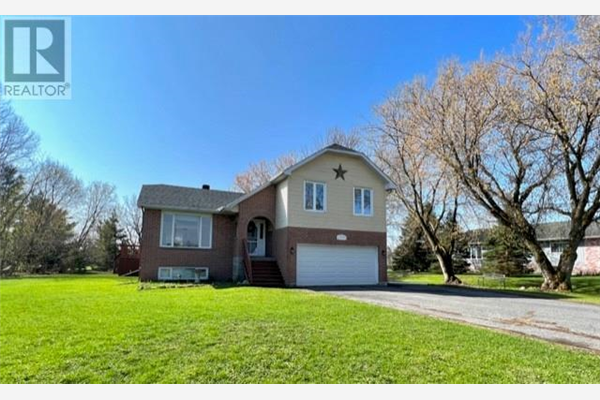 6540 CLIFFORD AVENUE, Cornwall