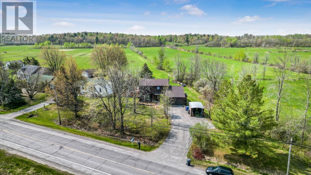 Listing 1340981 - Large Photo # 4