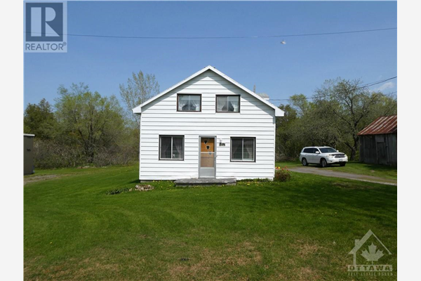 1595 LANDRY STREET, Clarence Creek