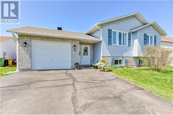22 CONCORD STREET, Petawawa
