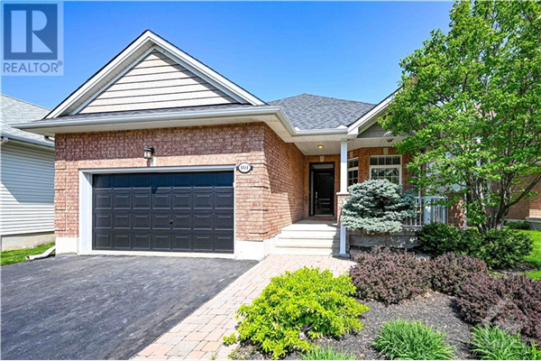 1111 CHAREST WAY, Orleans
