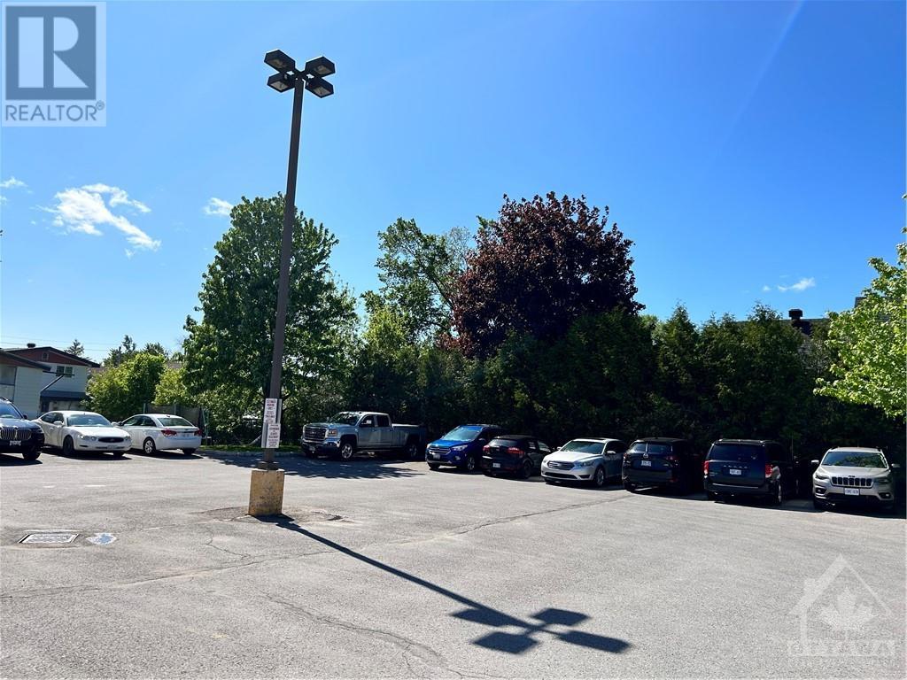 2246 LAURIER STREET UNIT#202-204, #202-204