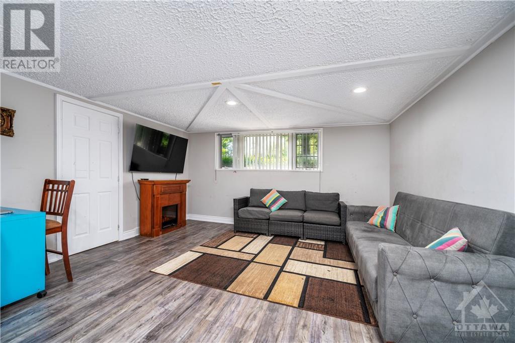 Listing 1341936 - Large Photo # 25