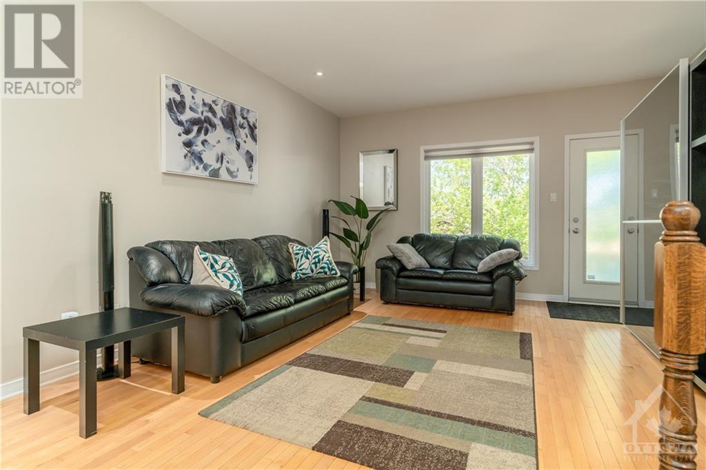 Listing 1342067 - Large Photo # 14